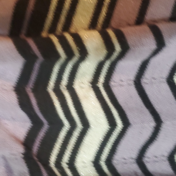 Chevron purple black 3/4 sleeved top apt 9 xl - Picture 3 of 8